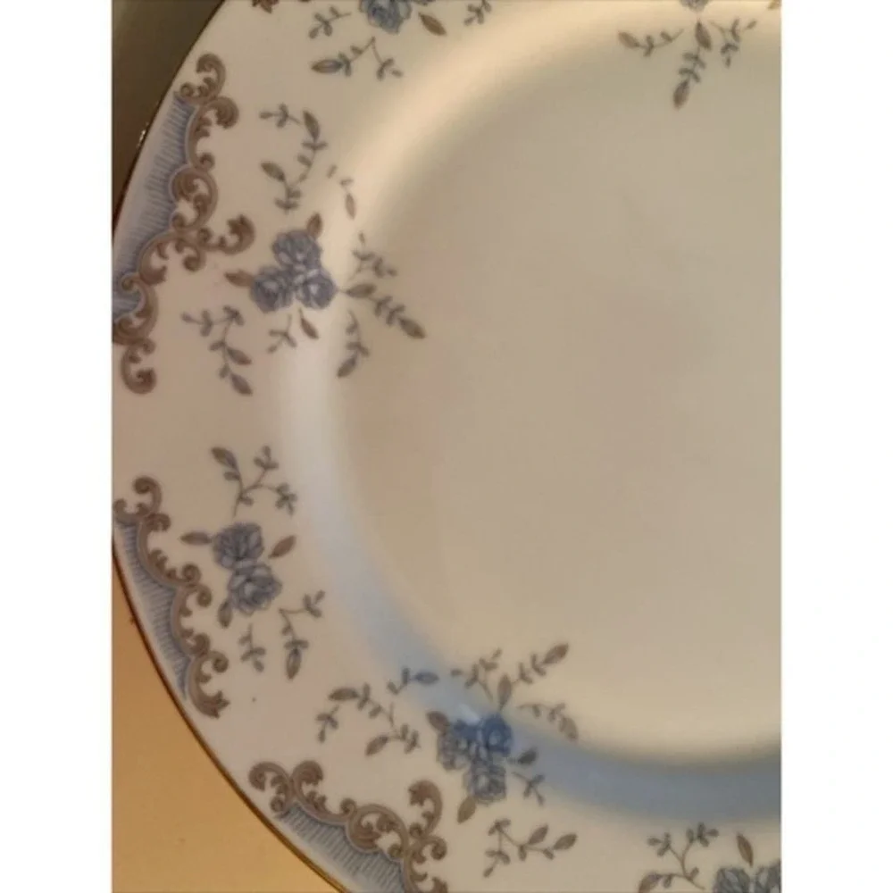 Seville by Imperial (Japan) DINNER PLATE, 10 3/8” wide, Discontinued